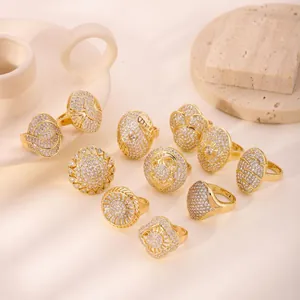 Luxurious gold-plated stainless steel geometric ring set with sparkling zircon crystals