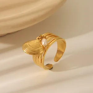 Minimalist shell pearl open ring with four-layer gold bands for women summer style