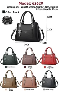 Detailed dimensions and color options for the lychee pattern leather handbag with heart charm