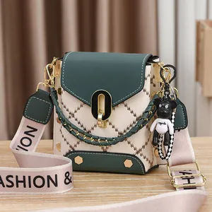 Women Mini Small Square Bag Contrast Color Diamond Lattice Crossbody Bag With Bear Pendant Fashion Letter Print Shoulder Bag