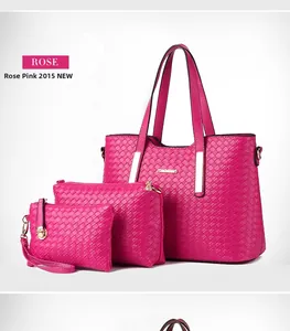 Set borse tre pezzi color rosa fucsia in pelle intrecciata con borsa e pochette