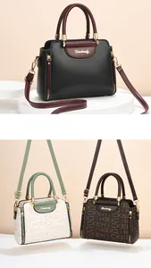 Detail of diverse colors and leather textures for this large capacity crossbody handbag