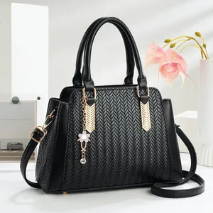 Dames PU-Leren Handtas Geweven Textuur Met Strass Bloem Hanger Grote Capaciteit Westers Vintage Crossbody Satchel Tas