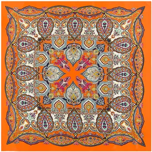 100x100cm oranges Paisley-Seidentuch mit Boho-Mustern und geometrischen Bordüren