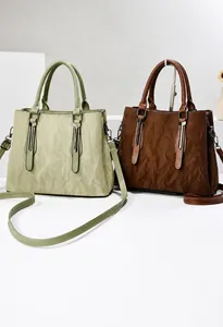 Borse tote vintage in verde e marrone con trama plissettata e doppi manici resistenti