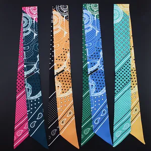 Ethno-Seidenschal-Set mit Paisley-Muster und geometrischen Sternen für Taschen und Haare