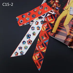 Foulard étroit en soie à imprimé floral pour poignées de sacs et cou au design géométrique