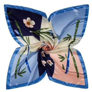 Elegante 90cm zijden sjaal met bamboe en orchidee prints in blauw en beige