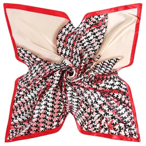 Μεταξωτό μαντήλι 90cm με σχέδιο houndstooth σε κόκκινο, μαύρο και λευκό χρώμα
