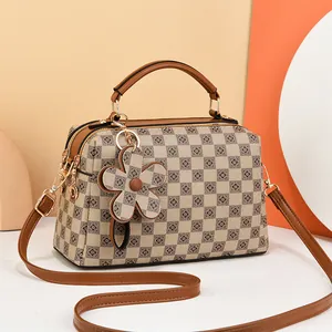 Retro Checkerboard Floral Boston Bag For Women PU Leather Crossbody Bag With Flower Pendant Fashion Large Capacity Handbag