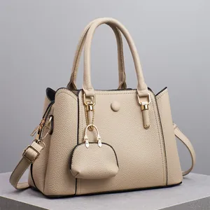 Beigefarbene Tragetasche aus Leder mit Litschi-Muster, Mini-Tasche und goldenen Beschlägen