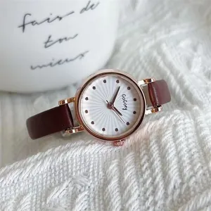Women Retro Fashion Watch With Thin PU Leather Strap Quartz Movement Sunburst Dial Rose Gold Case Elegant Wrist Watch For Ladies