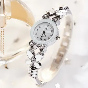 Montre bracelet élégante pour femme en argent avec fleurs en émail et cristaux