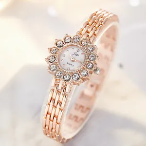 Luxury Fashion Women Quartz Watch Flower Bezel Full Rhinestone Inlaid Elegant Alloy Metal Strap Ladies Wristwatch Timepiece Jewelry Gift
