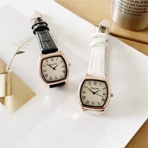 Vintage Tonneau Kast Dames Quartz Horloge Romeinse Cijfers PU Lederen Krokodillenpatroon Band Elegant Klein Wijzerplaat Horloge Voor Vrouwen