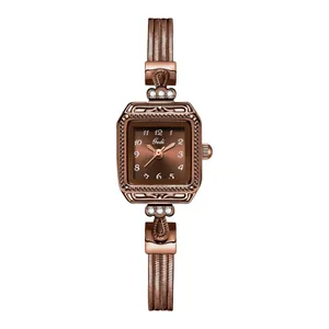 Montre à quartz rectangulaire vintage pour femme en or rose avec cadran marron chic