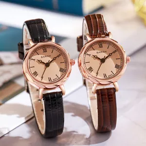 Orologi al quarzo vintage da donna con cinturini in pelle a coccodrillo e numeri romani