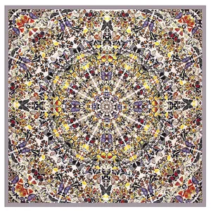 Bunte Schmetterling-Kaleidoskop-Muster Quadratischer Schal mit grauem Rand auf Weiß