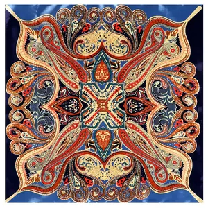 Carré de soie 60cm avec motifs paisley vintage en bleu marine et orange pour femme
