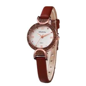 Elegante Damen-Quarzuhr mit roségoldener Diamantlünette und braunem Lederarmband