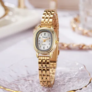 Orologio al quarzo dorato da donna con quadrante ovale bianco e cinturino a maglie in metallo