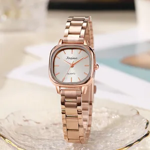 Montre à Quartz Carrée Mode Femme Bracelet en Alliage Cadran Minimaliste Montre Bracelet Élégante pour Bureau Bijoux