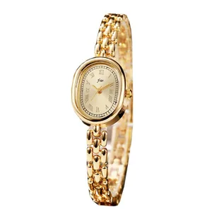 Elegante goldene Damen-Oval-Uhr mit römischen Ziffern und Metallperlen-Armband im Retro-Stil
