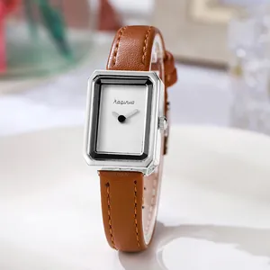 Reloj retro rectangular de plata para mujer con correa de cuero marrón y esfera blanca