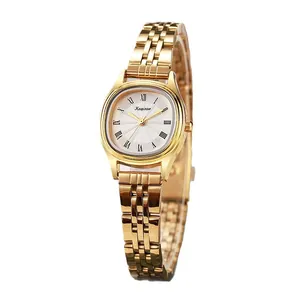 Montre dorée ovale pour femme avec cadran à chiffres romains et bracelet métallique chic