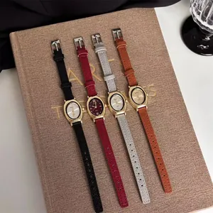 Montre quartz ovale pour femme avec boîtier doré et bracelet en cuir en quatre couleurs