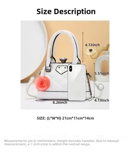 Spécifications de taille pour le sac matelassé blanc brodé avec breloque fleurie