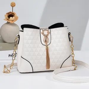 Women Fashion PU Leather Bucket Bag Geometric Triangle Embossed Cat Lock Tassel Chain Shoulder Bag Crossbody Handbag Daily Trendy Dating