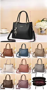 Internal view of the large capacity handbag featuring a three-layer storage structure