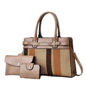 Ensemble de trois sacs cabas en toile et similicuir avec rayures et pochettes assorties