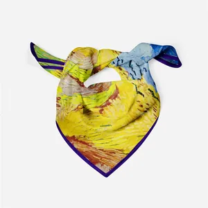 Foulard artistique en soie peinture Van Gogh avec finition satinée jaune et bleu ciel