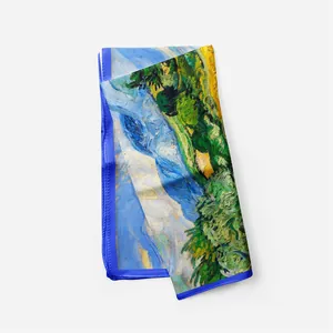 Detail van Van Gogh korenveld zijden sjaal met felblauwe handgerolde randen