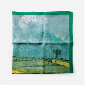 Detailopname van Van Gogh zijden sjaal met hoogwaardige groene gezoomde randafwerking
