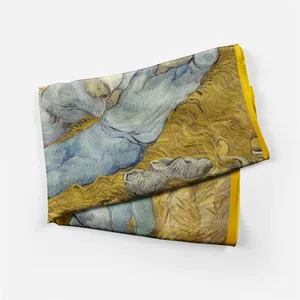 Detailweergave van Van Gogh Middagrust kunstdruk op zijden sjaal met handgerolde randen