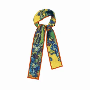 Sciarpa in seta con stampa Iris di Van Gogh e bordi a contrasto arancione acceso