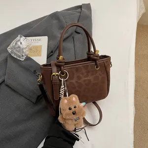 Damen Vintage Leopardenmuster PU Leder Handtasche Schulter Umhängetasche Mit Plüsch Anhänger Mode Winter Tote