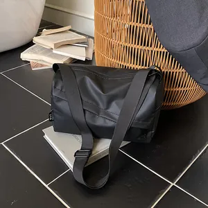 Sac Bandoulière Décontracté pour Femmes en Tissu Oxford Grande Capacité Sac Épaule en Nylon Léger Style Japonais Voyage
