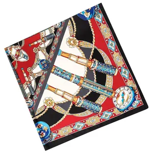 Pañuelo de seda con estampado náutico clásico, motivos rojos, negros y dorados