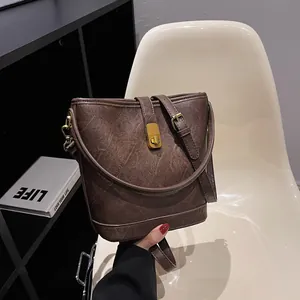 Women Retro PU Leather Bucket Bag With Gold Lock Large Capacity Fashion Shoulder Crossbody Bag Handbag For Daily Commute