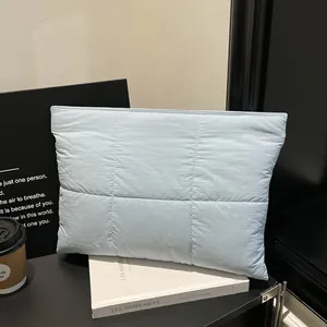 Quilted Puffer Laptop Sleeve Bag Waterproof Padded Handbag Minimalist Urban Style Soft Fabric Protection Sleeve Case For Women