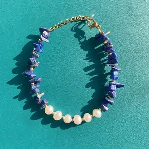 Bracelet rétro en perles d'eau douce avec pierres lapis-lazuli et perles dorées