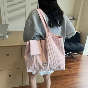 Grand sac cabas matelassé rose en toile pour femme style décontracté chic été