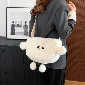 Borsa a tracolla in peluche bianca con espressione cartoon e quattro pompon morbidi
