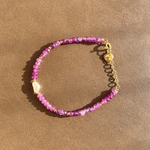 Bracelet de perles en pierre naturelle avec améthyste violette et perle baroque chic