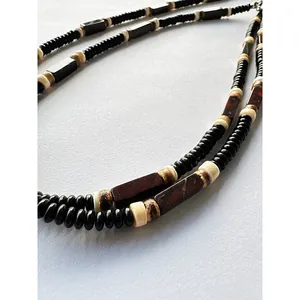 Vintage Halskette aus schwarzem Onyx mit doppelten Perlen und natürlichen Steinen im Ethno-Stil