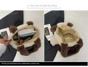 Detailansicht der Faux-Shearling-Tasche innen mit Magnetverschluss und großem Fassungsvermögen